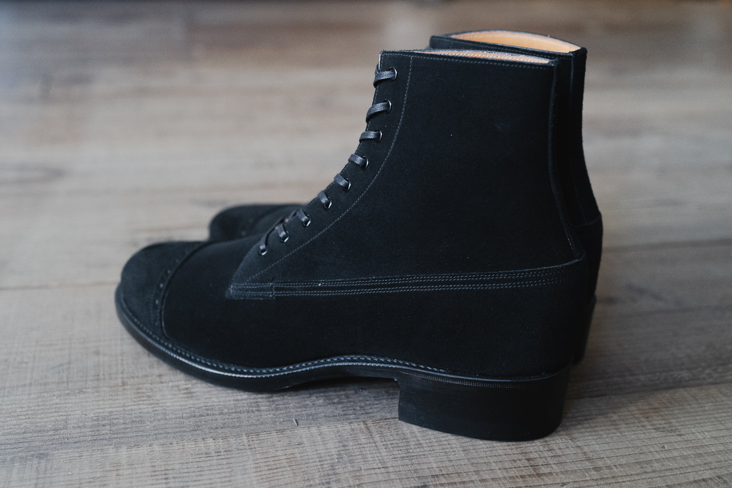 LOWELL (Suede)