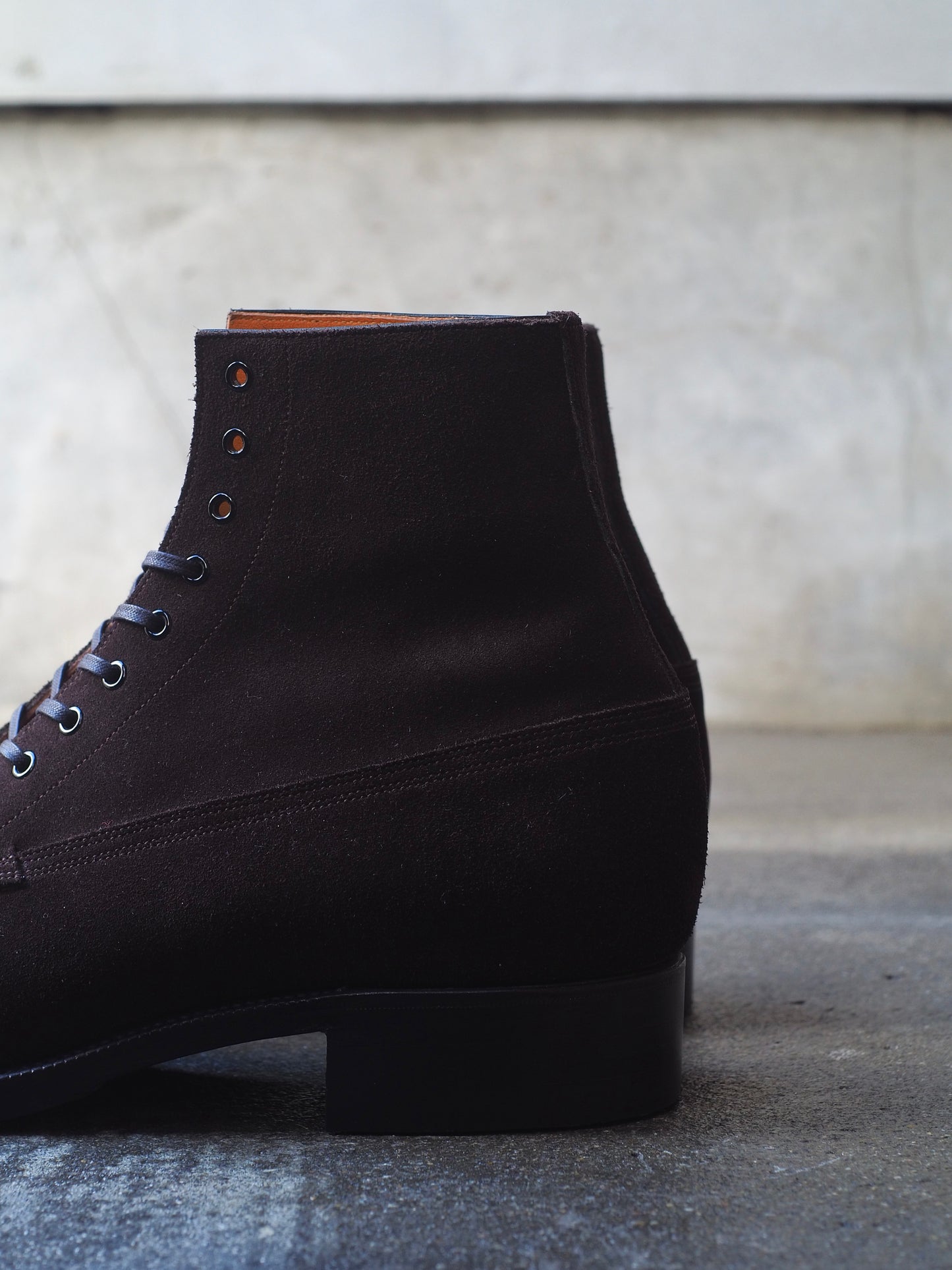 LOWELL (Suede)